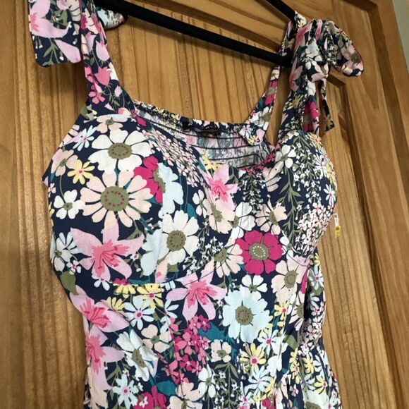 As U Wish Women's Sleeveless Tie On Shoulder Short Mini Dress Summer Floral Sz M - Picture 7 of 16